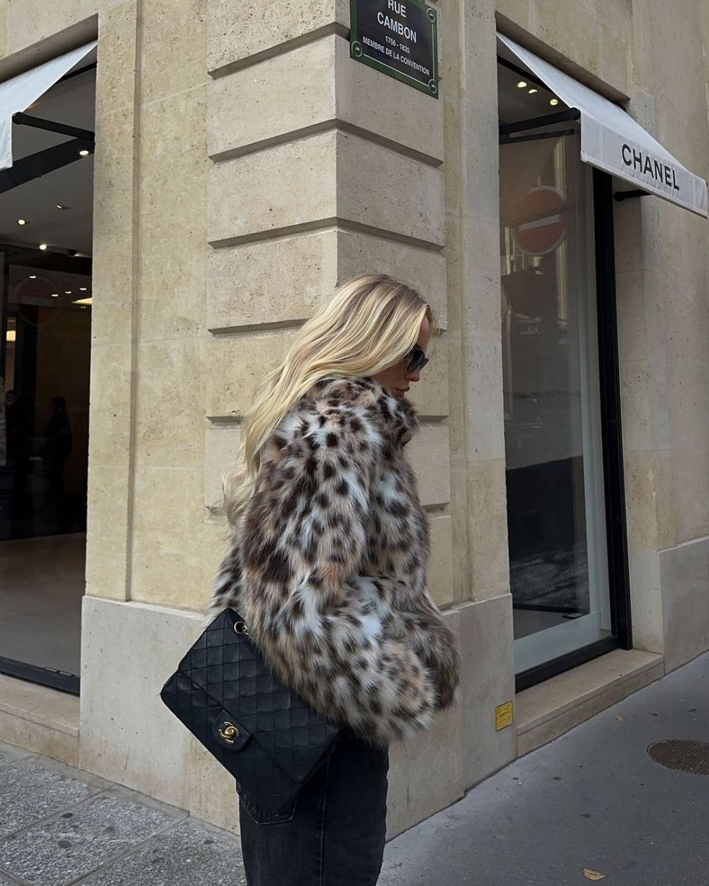 LEOPARD FAUX FUR COAT